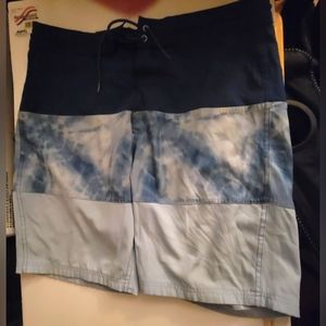 Old Navy Swim Trunks Men's mediumNo linerBlue and tie dye blueBack pocket and